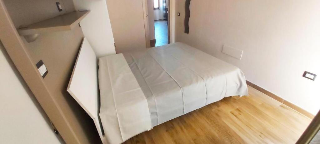 Le Scalette Bed & Breakfast La Maddalena  Dış mekan fotoğraf