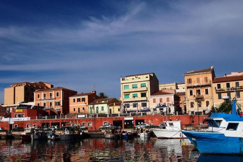 Le Scalette Bed & Breakfast La Maddalena  Dış mekan fotoğraf