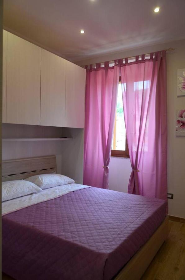 Le Scalette Bed & Breakfast La Maddalena  Dış mekan fotoğraf